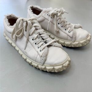 Stuart Weitzman Shearling Trim White Sneakers – Size 6.5 – Cozy Luxe